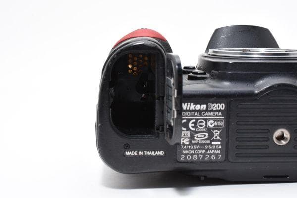 ★シャッター回数46021回★ ニコン D200 ボディ #954
