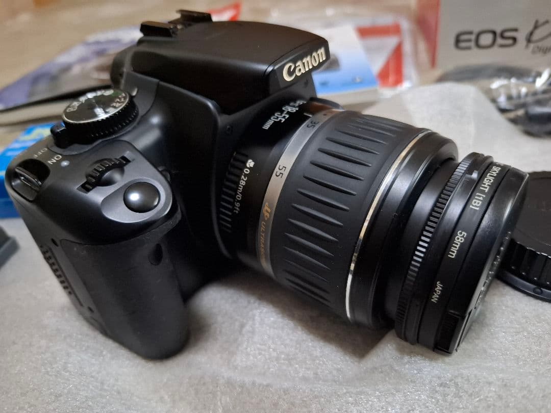【お買い得】Canon EOS Kiss X デジタル一眼レフカメラセット