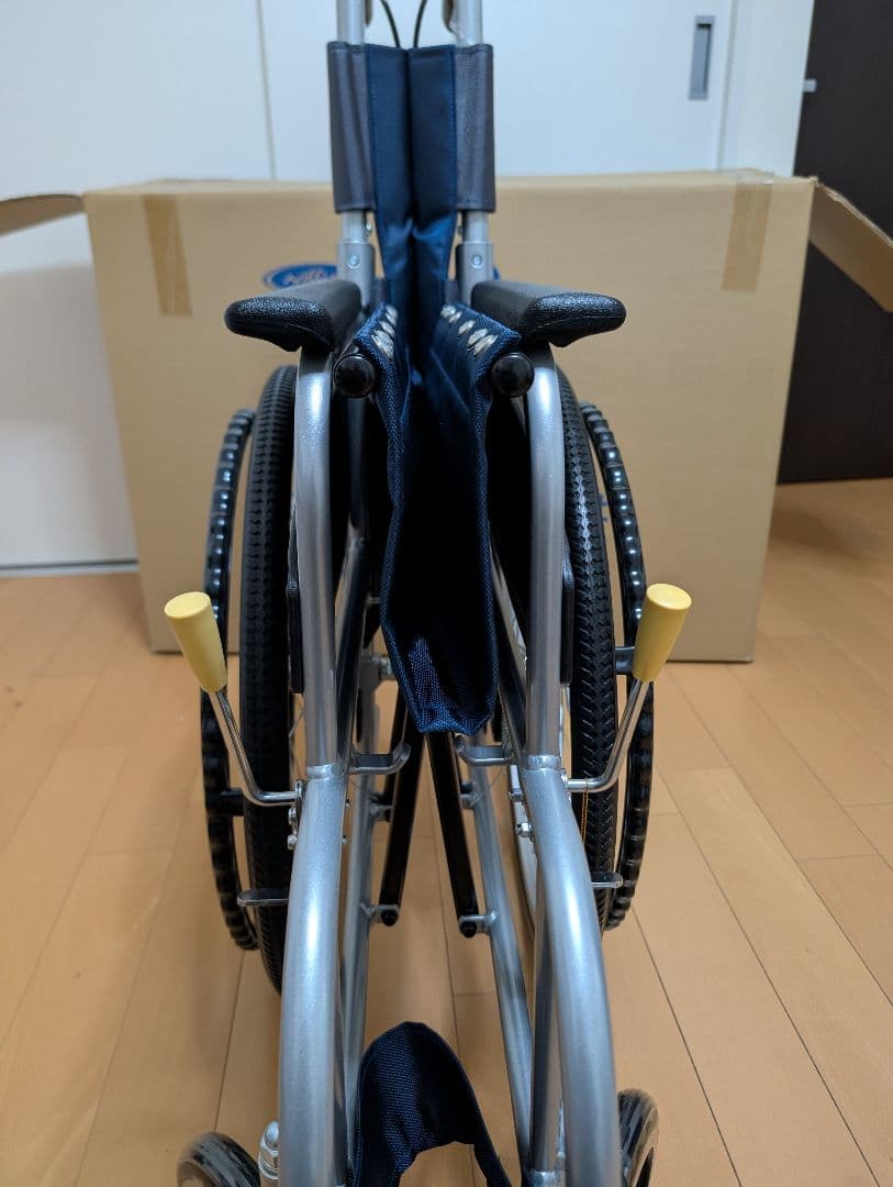 ※新品※　日進医療器　車椅子　NEO-1α　ノーパンク