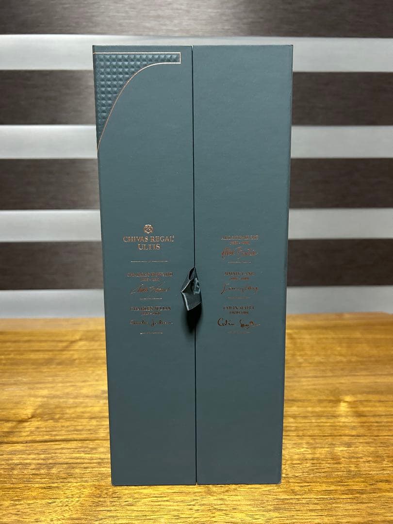 シーバスリーガル　CHIVAS REGAL 25年 & ULTIS 希少セット