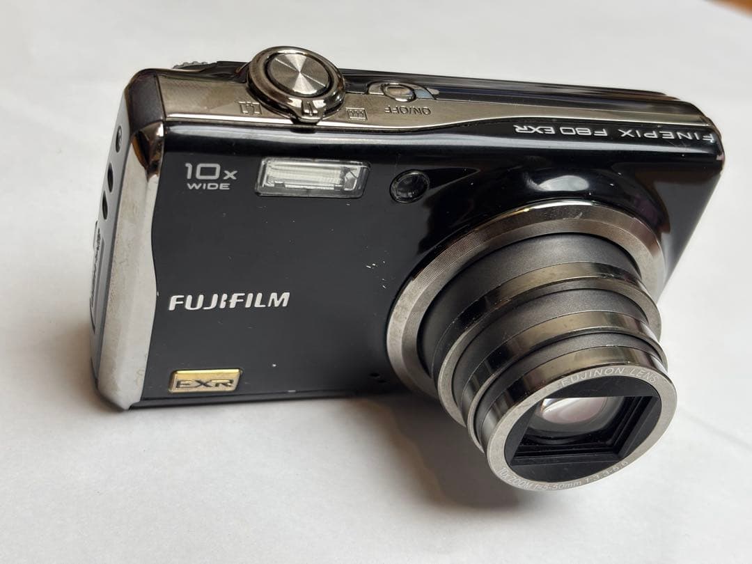 FUJIFILM FINEPIX F80 EXR ブラック　27mm～270mm