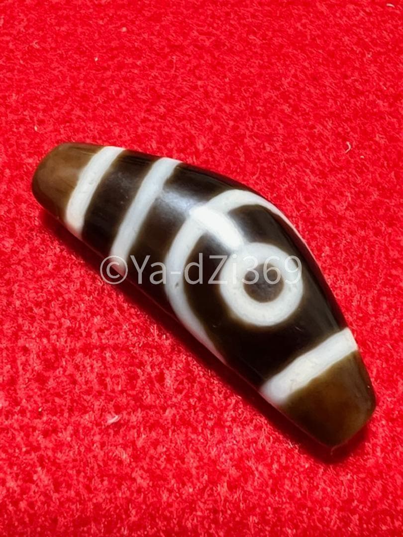 dZi beadsジービーズ 西蔵 老礦藏伝 弓型二眼天珠