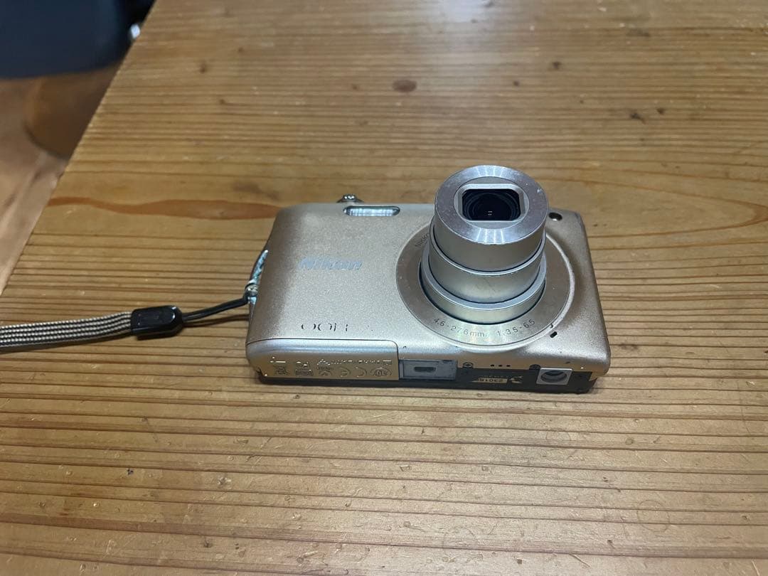 デジタルカメラ Nikon COOLPIX S3300