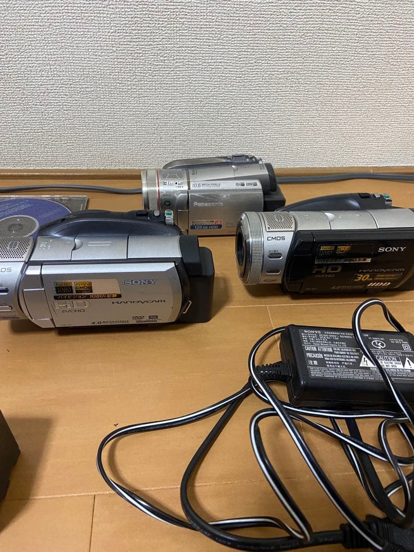 ビデオカメラ３台セット