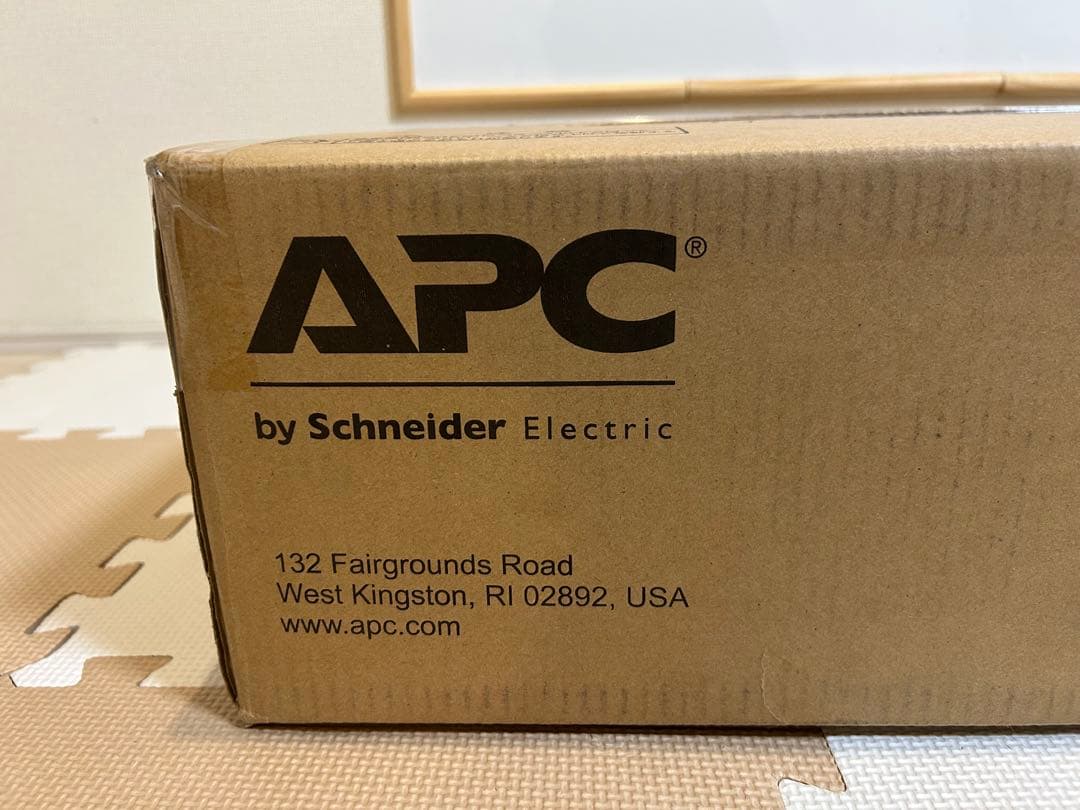 新品未使用　APC UPS 750VA ZAPC-SMT750RMJ1UNW3