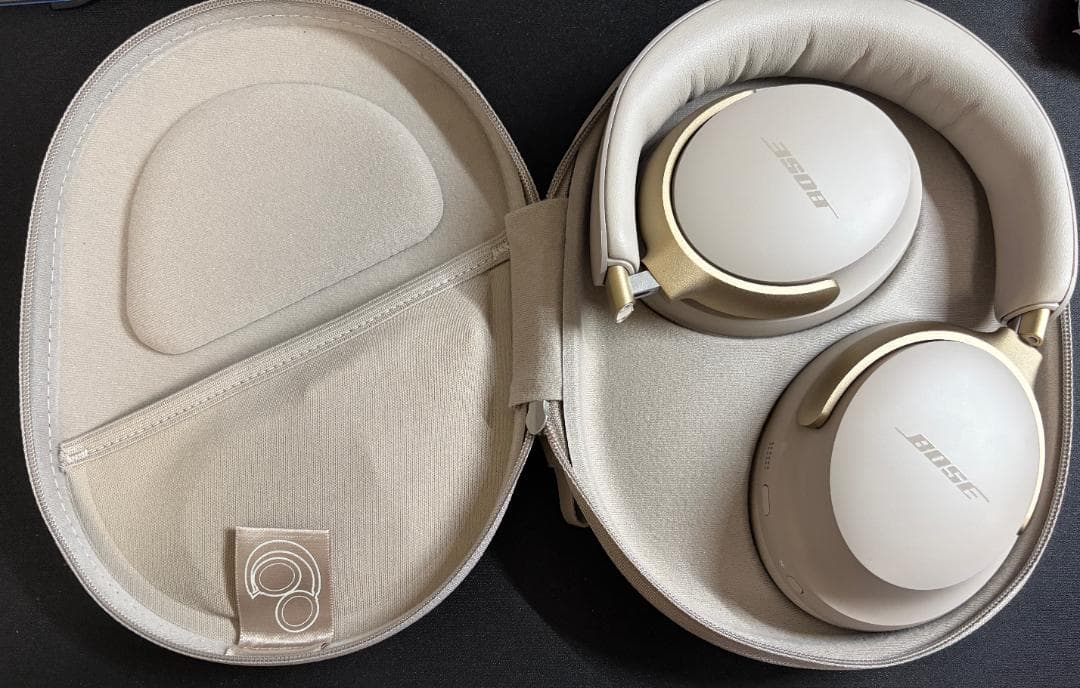 QuietComfort Ultra Headphones WHT　BOSE