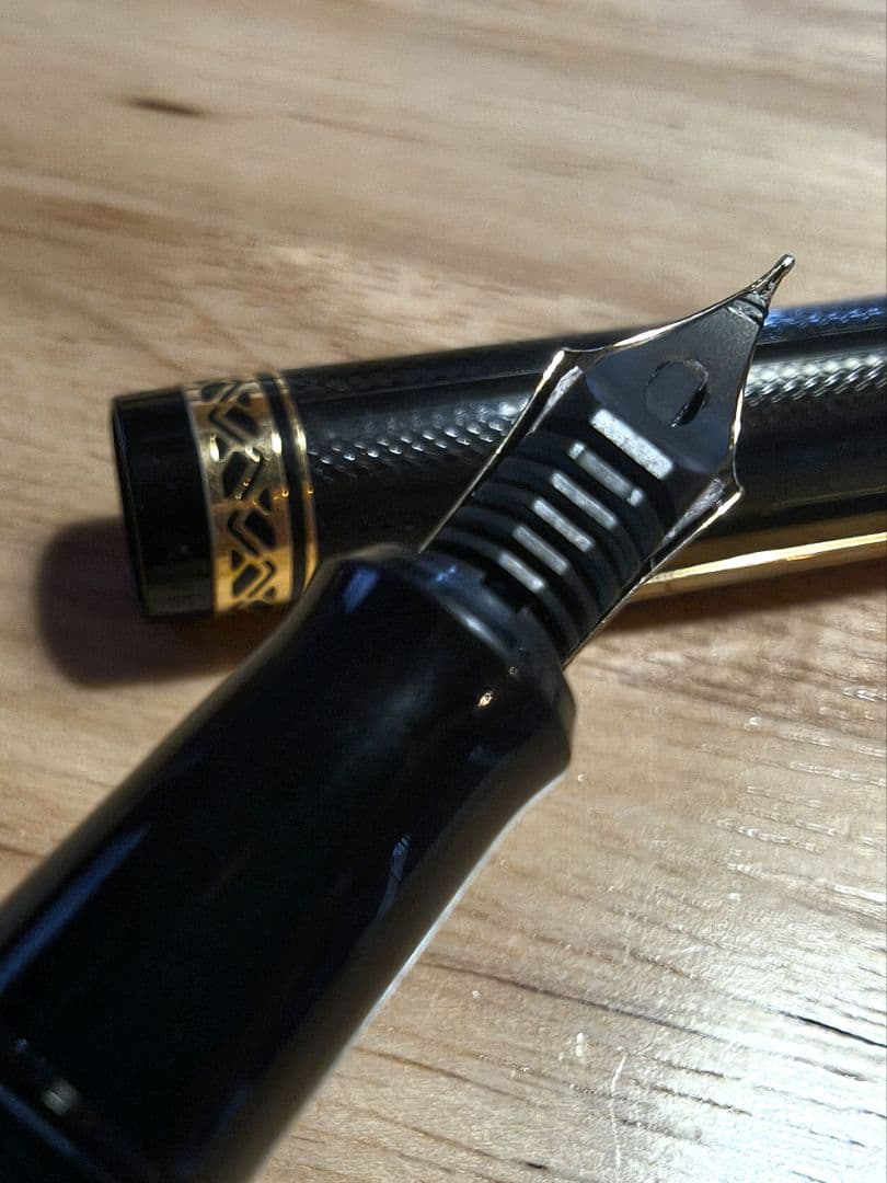 希少★PILOTパイロットCUSTOM72 万年筆★ペン先14金HF