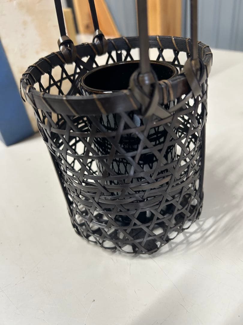 竹製黒提灯 網目模様 箱付き　風流　花瓶？