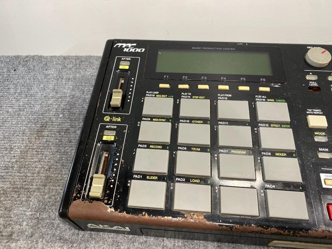 AKAI MPC1000 BK サンプラー