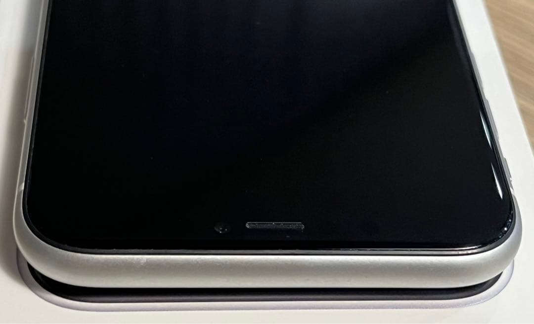【極美品】 iPhone XR white 64GB 箱あり