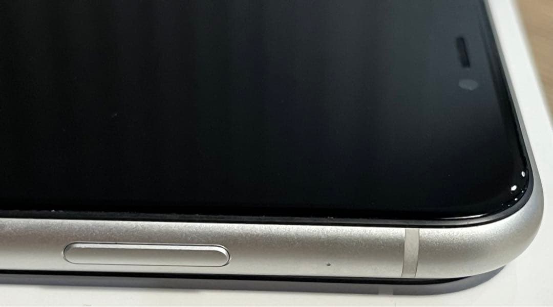 【極美品】 iPhone XR white 64GB 箱あり