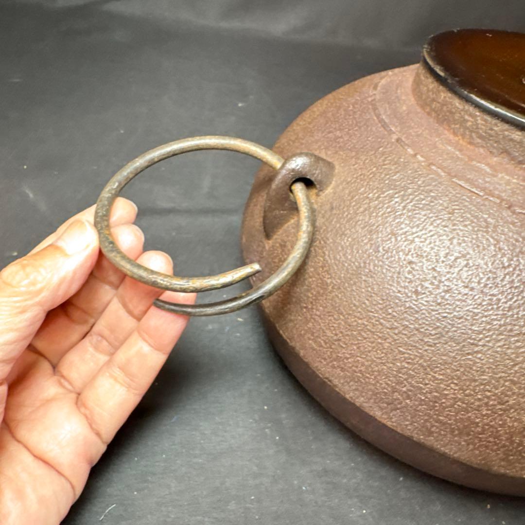 Ｆ66 送料無料　桐地紋　平丸釜　茶釜　茶道　共箱　釜鐶　茶道具　金属工芸