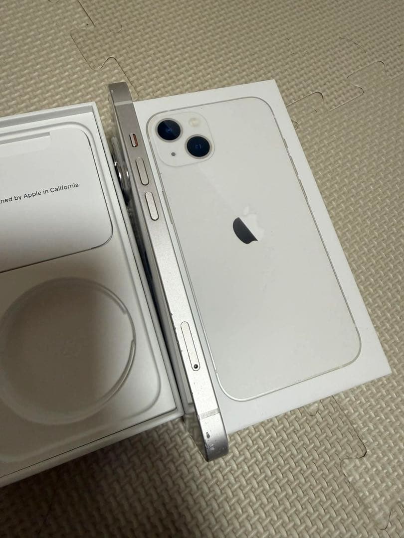 Apple iPhone 13 128GB ホワイト