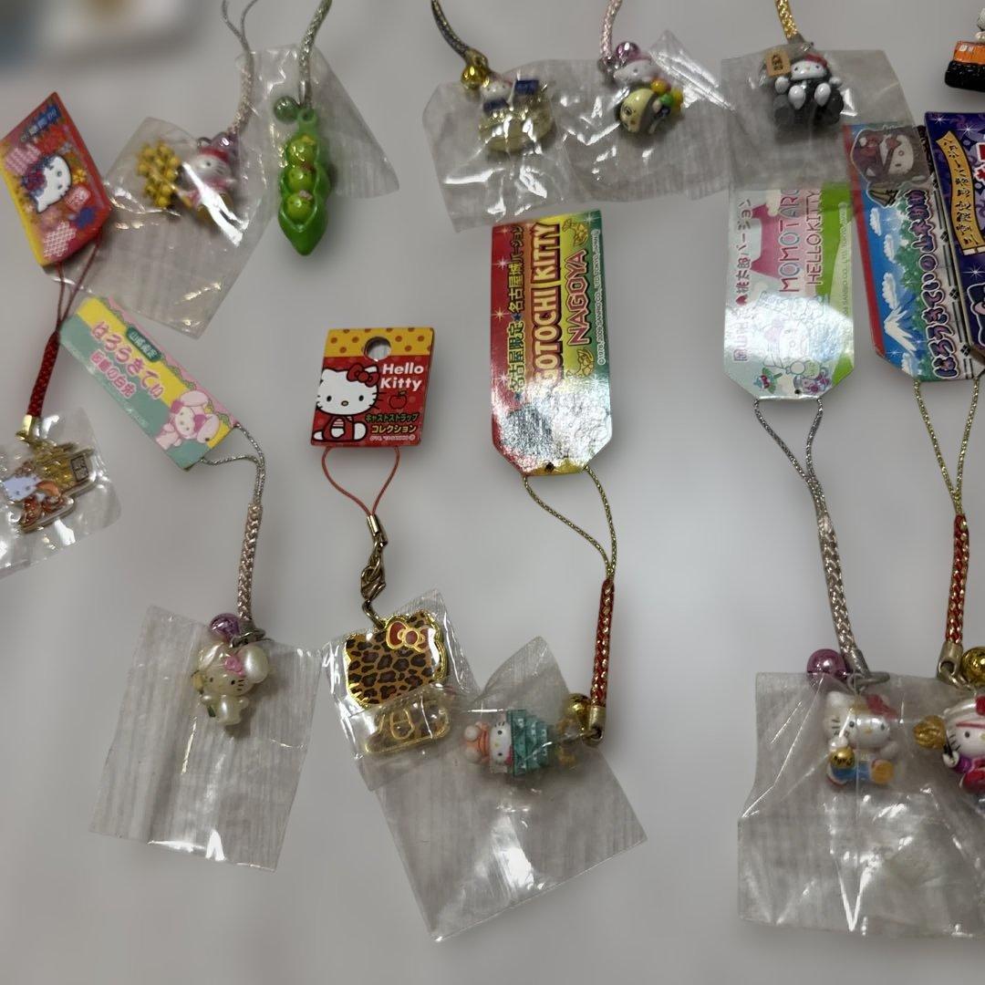 ハローキティ　ご当地　ねつけ　ストラップ　セット　サンリオ