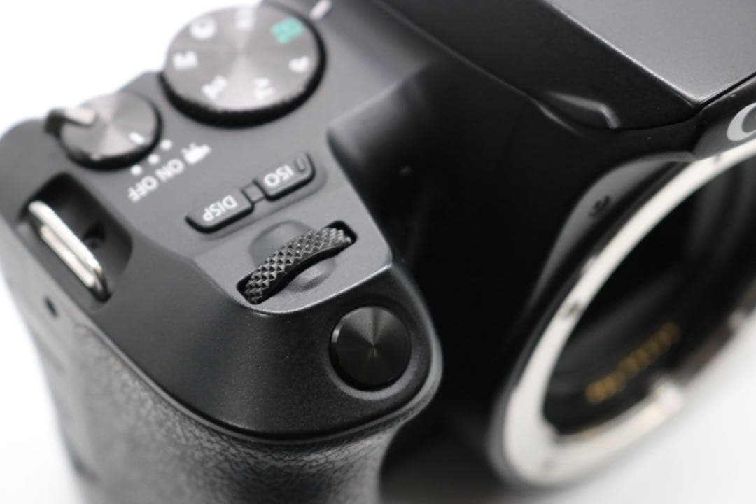 超美品 【Canon EOS Kiss X10 トリプルレンズセット】 保証あり