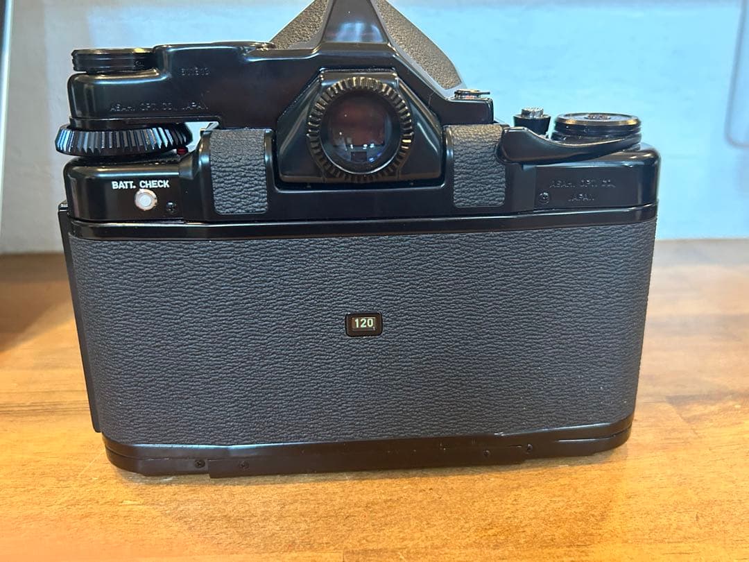 PENTAX 67 本体・ ウッドグリップ・レンズ３本　セット