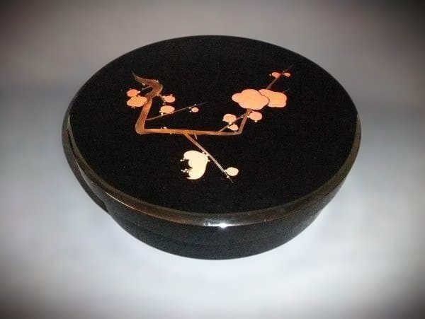 万恵 盛器 加伏葢 梅 蒔絵 平安堂 山田漆器店 天然木 本漆器 共箱
