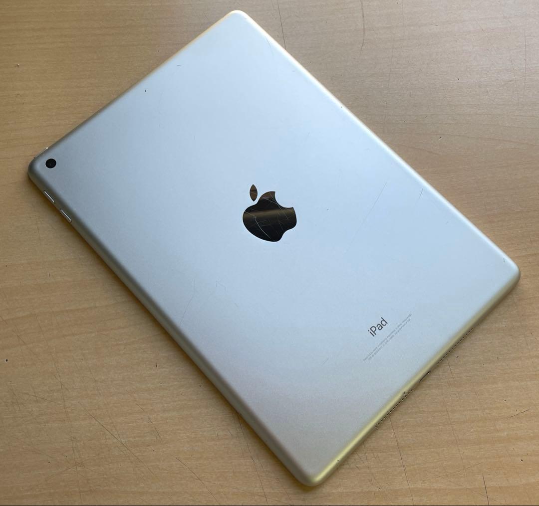 iPad 第6世代　A1893　Wi-Fiモデル　シルバー　32GB #A