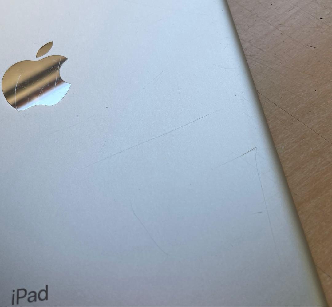 iPad 第6世代　A1893　Wi-Fiモデル　シルバー　32GB #A