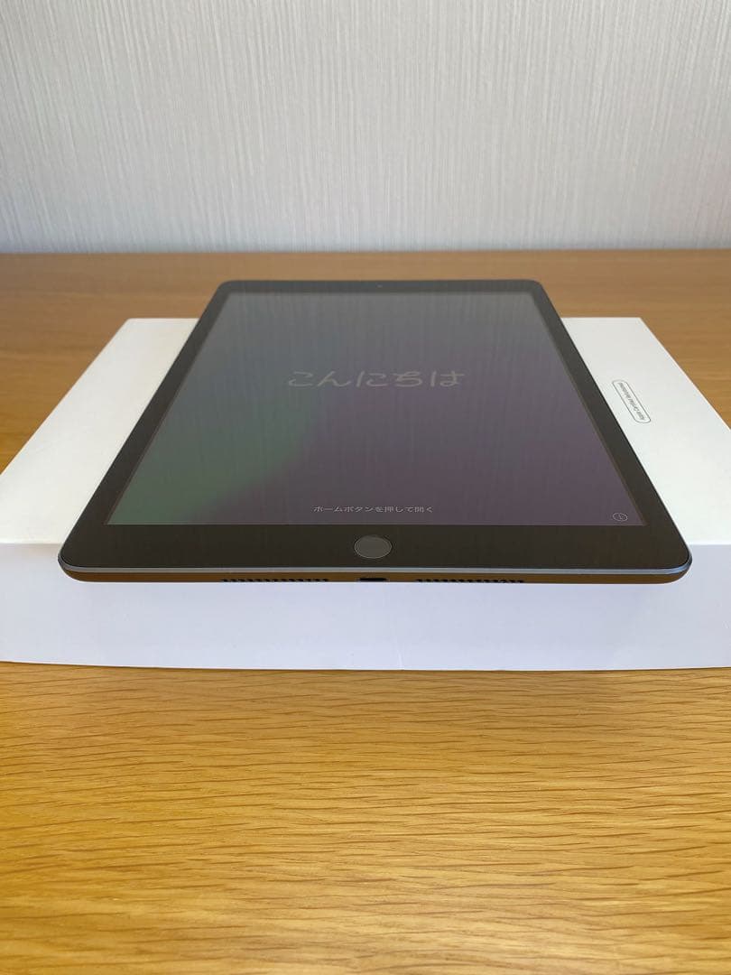 iPad第7世代 美品　電池容量100% SIMフリー　iPad本体　ABランク