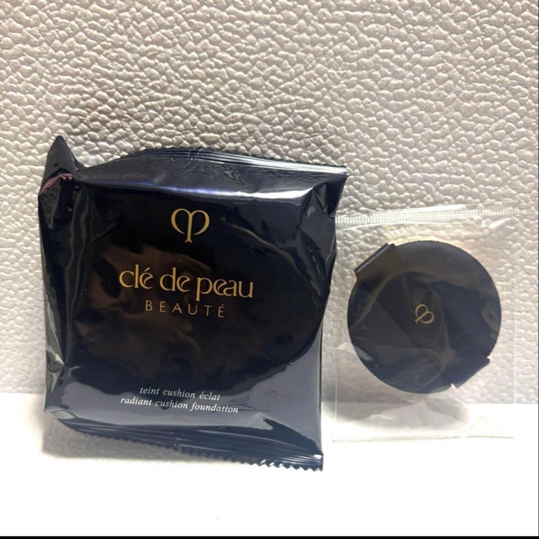 【新品未使用】クレドポーボーテ タンクッションエクラ（ピンクオークル10）