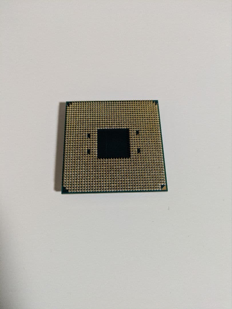 AMD Ryzen 7 5700X3D 動作品