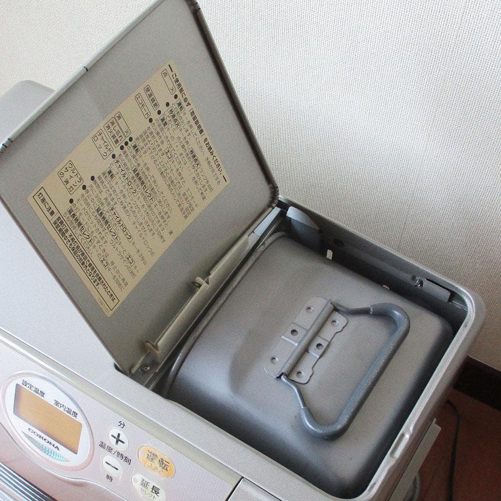 【4/6まで出品】使用少　各部品点検済　コロナ石油ファンヒーター　12～15畳