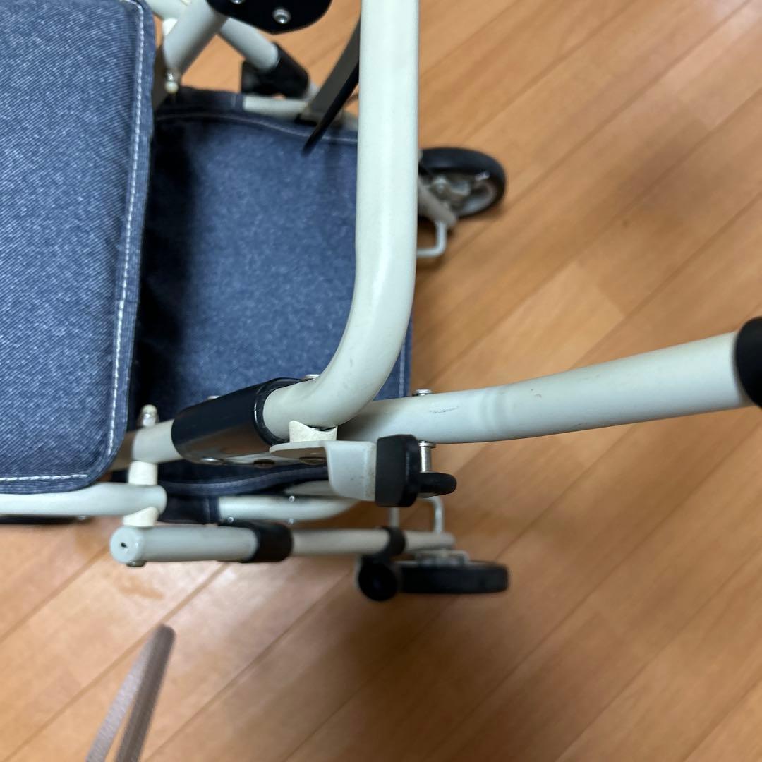 折りたたみ式シルバーカー グレー