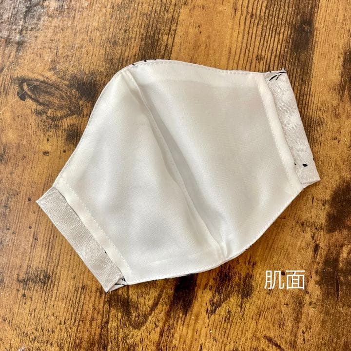 《サンプル》 両面 シルク 3way マスク ハンドメイド 鳥獣戯画 兎 ⑧