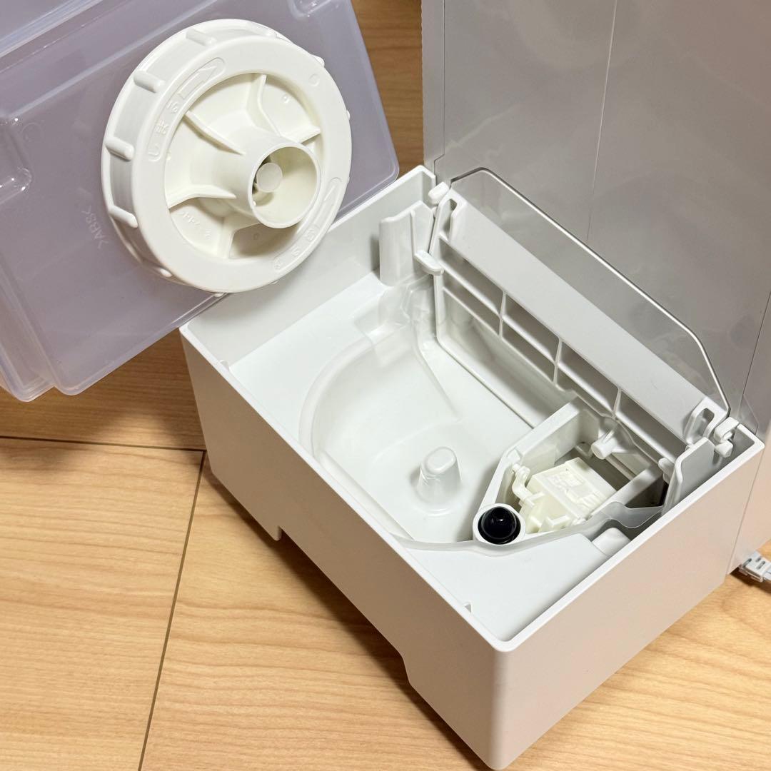 早い者勝ち‼️ダイニチプラス ハイブリッド式加湿器 HD-RXT521 ホワイト