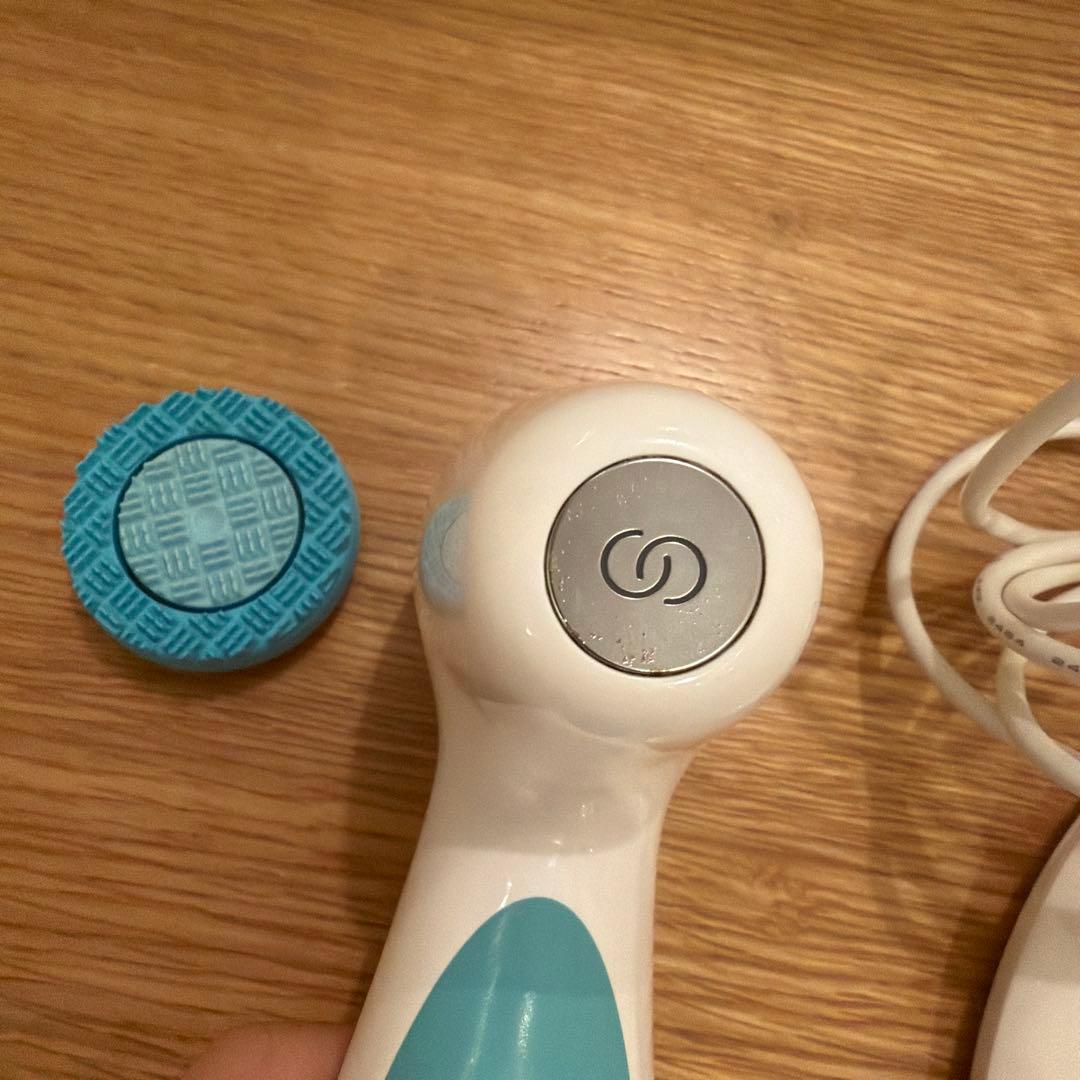 NUSKIN LumiSpa 洗顔ブラシ 充電スタンド付き