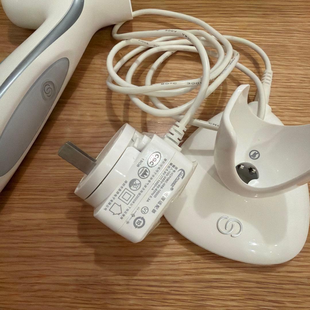NUSKIN LumiSpa 洗顔ブラシ 充電スタンド付き