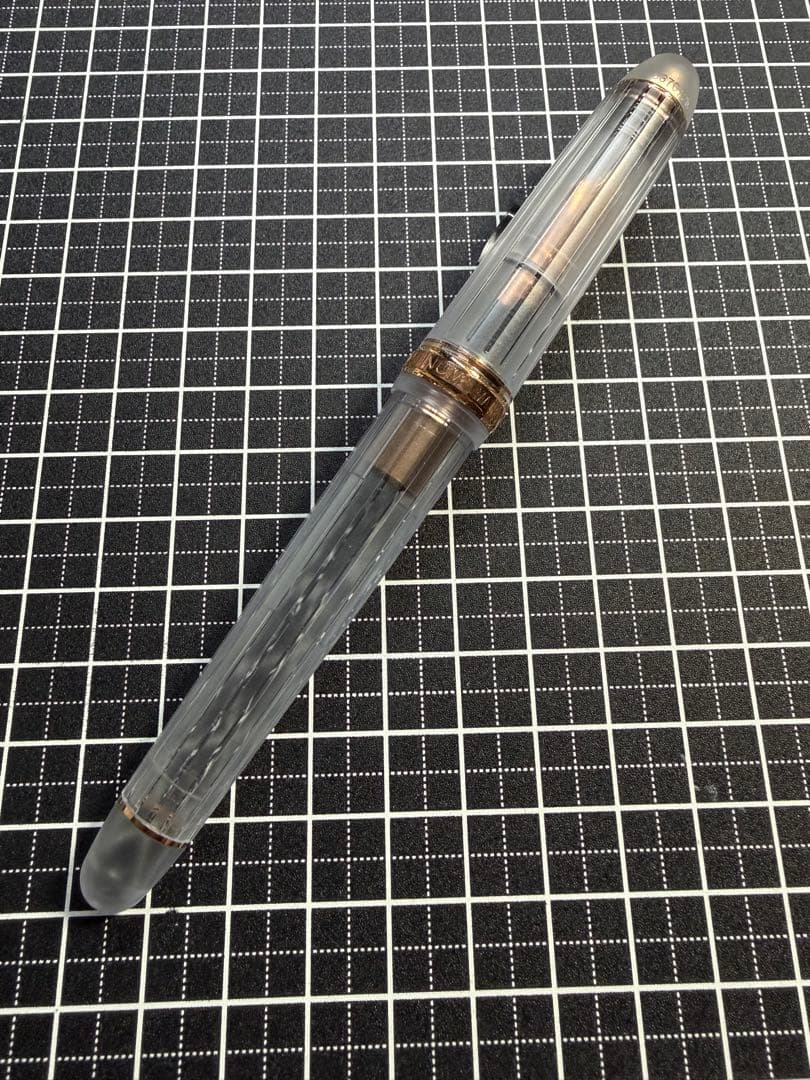 PLATINUM #3776 CENTURY NICE ROSE 万年筆　字幅M