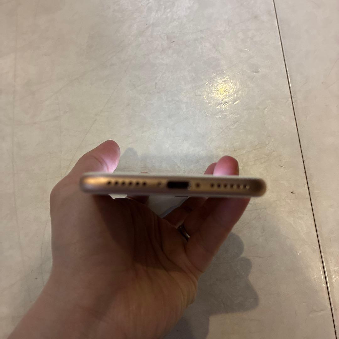 Apple iPhone 8 ピンクゴールド 本体　64GB 画面割れ