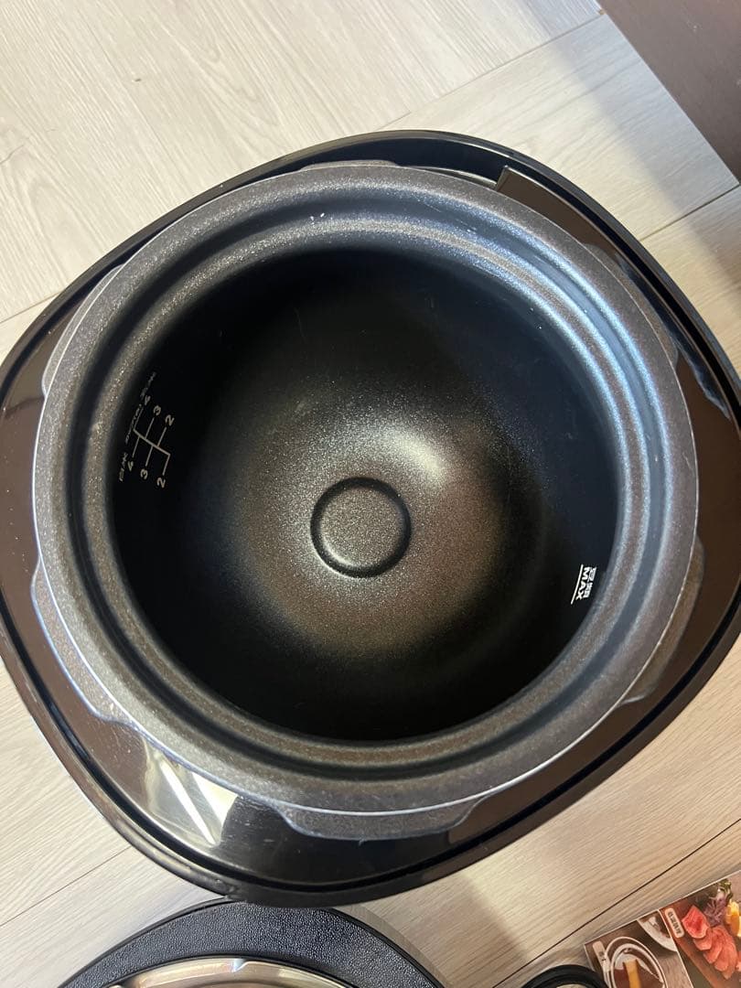 【美品】ティファール 電気圧力鍋 ラクラ・クッカー3L ブラックCY3508JP