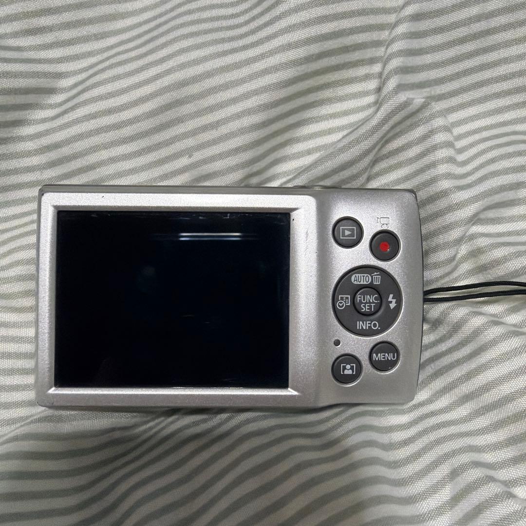 Canon IXY 200 ジャンク品 バッテリー・充電器付き
