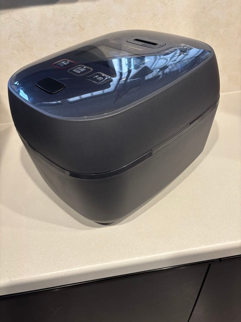 【美品】象印 炎舞炊き NW-FA10-BZ 1.0L 5.5合　最高級の炊飯器