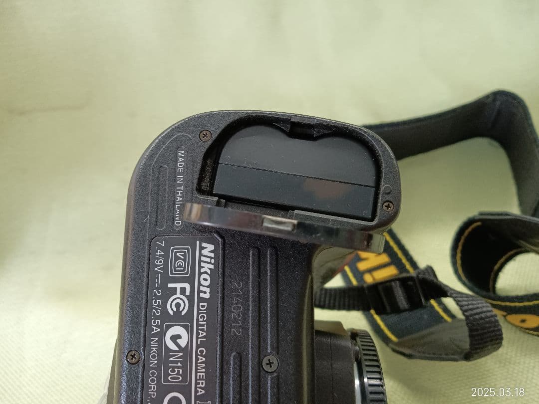 《TB4》Nikon ニコン D70 デジタル一眼レフカメラ レンズ付き