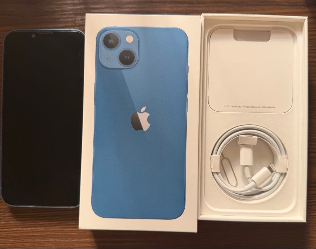 iPhone13 simフリー　ブルー