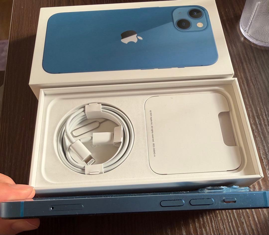 iPhone13 simフリー　ブルー