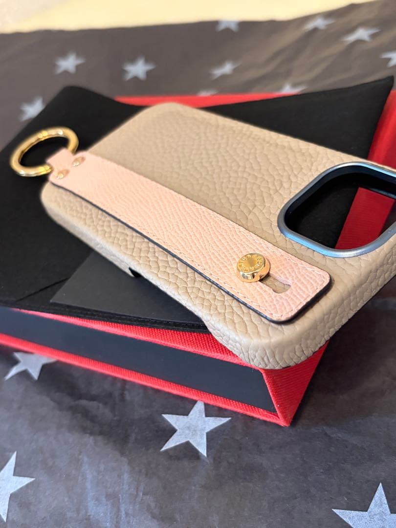 最終値下げ❗️ボナベンチュラ♡iPhone15ケース♡美品♡グレージュ×シェル
