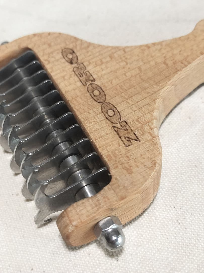 ZOORO ゾロ 犬猫用ブラシグルーミングコーム ロングタイプ
