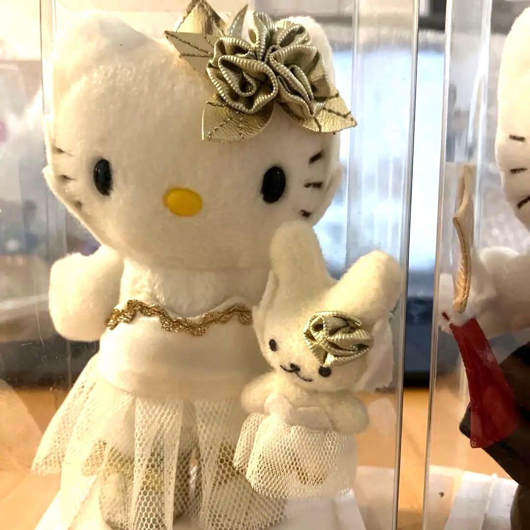 非売品　ハローキティ マンスリードール　２体セット③ ぬいぐるみ　レア