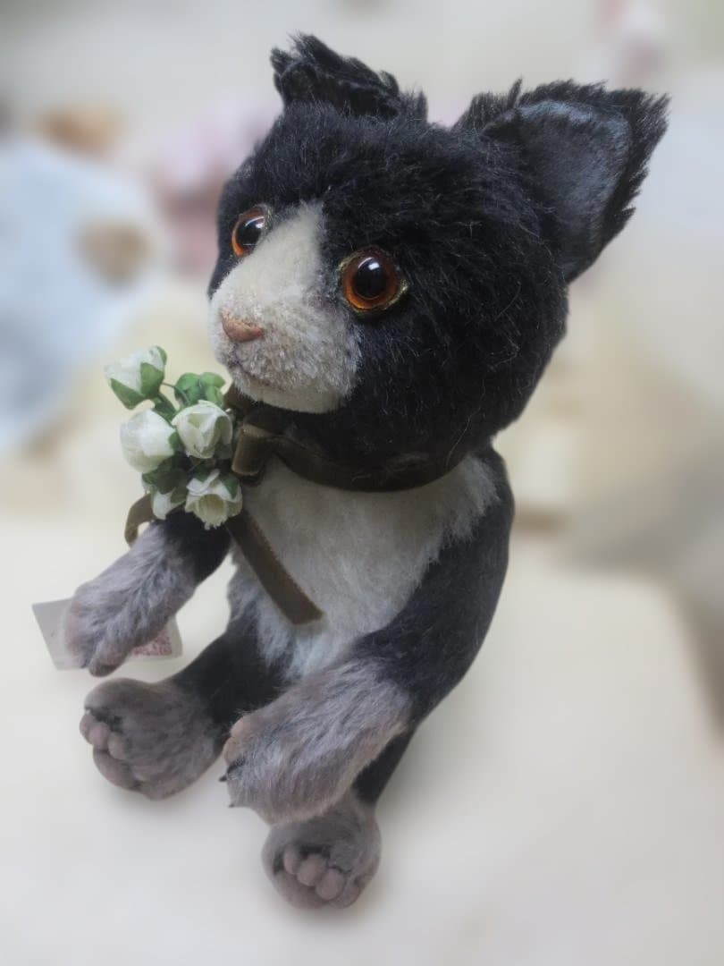 国内作家様　ハンドメイドぬいぐるみ　見守るネコ　26㎝　猫　テディベア