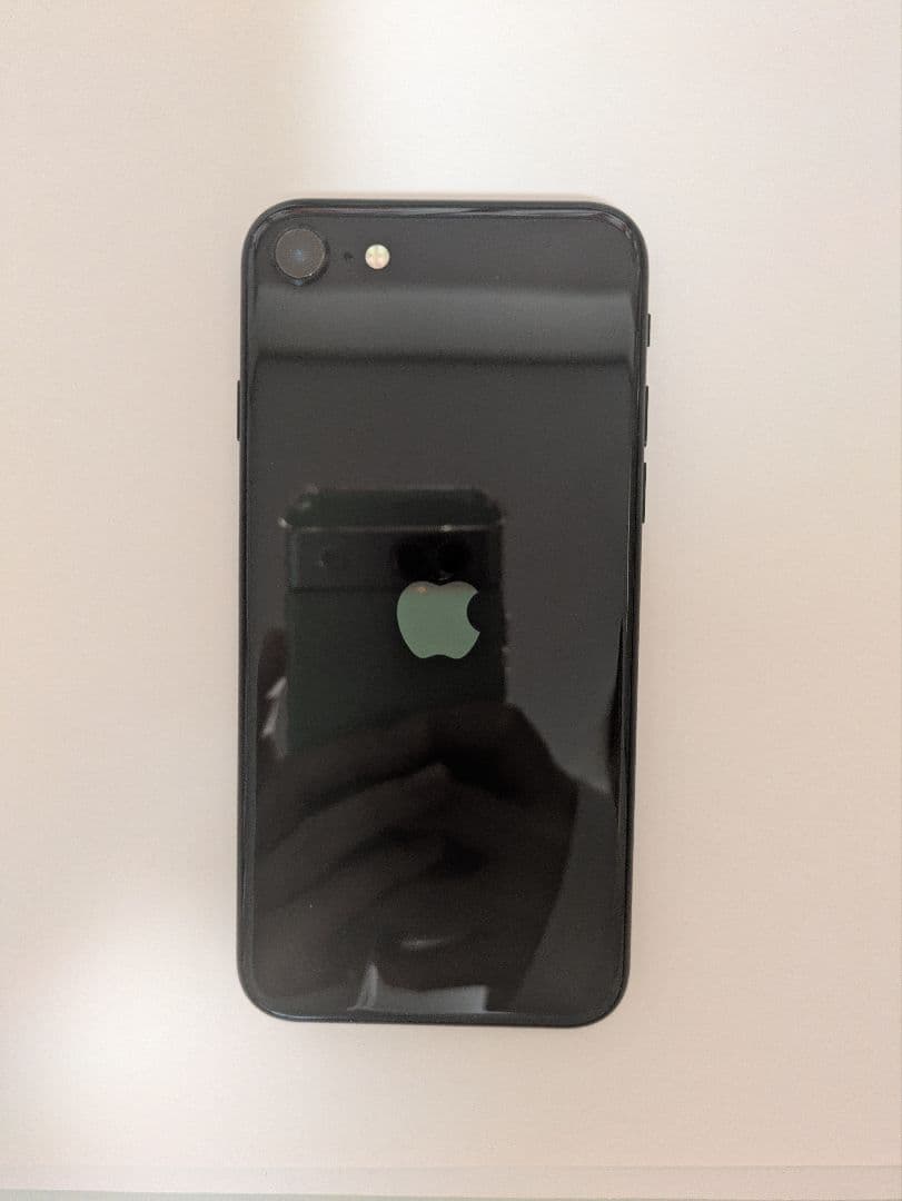 iPhone SE 第2世代 64GB ブラック SIMフリー バッテリー85%