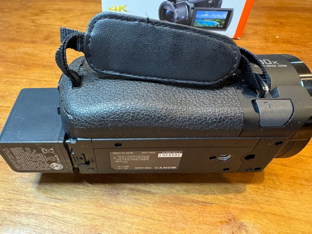 美品　SONY FDR-AX45 4K ビデオカメラ本体　ハンディカム