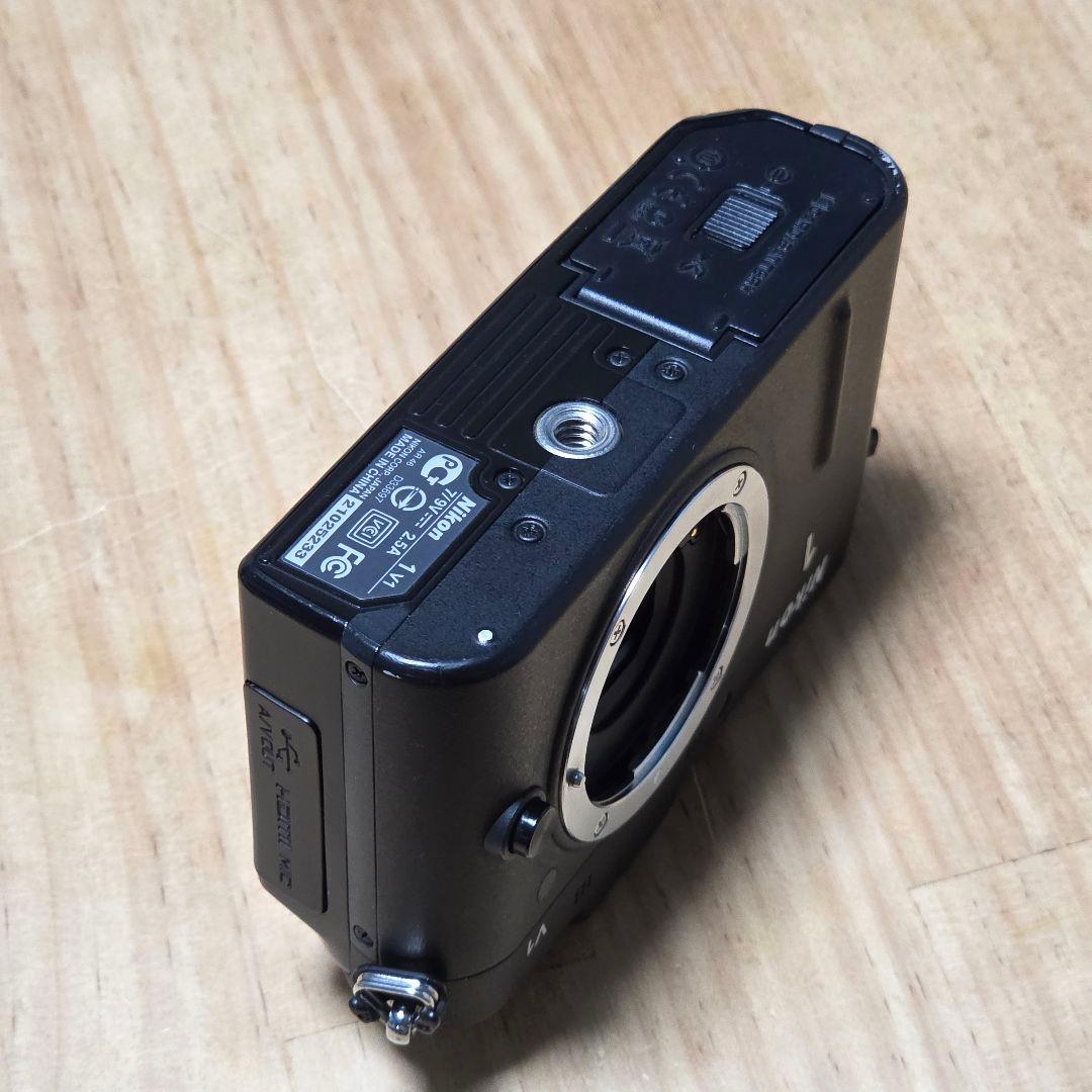 NIKON 1 V1 ブラック ボディ