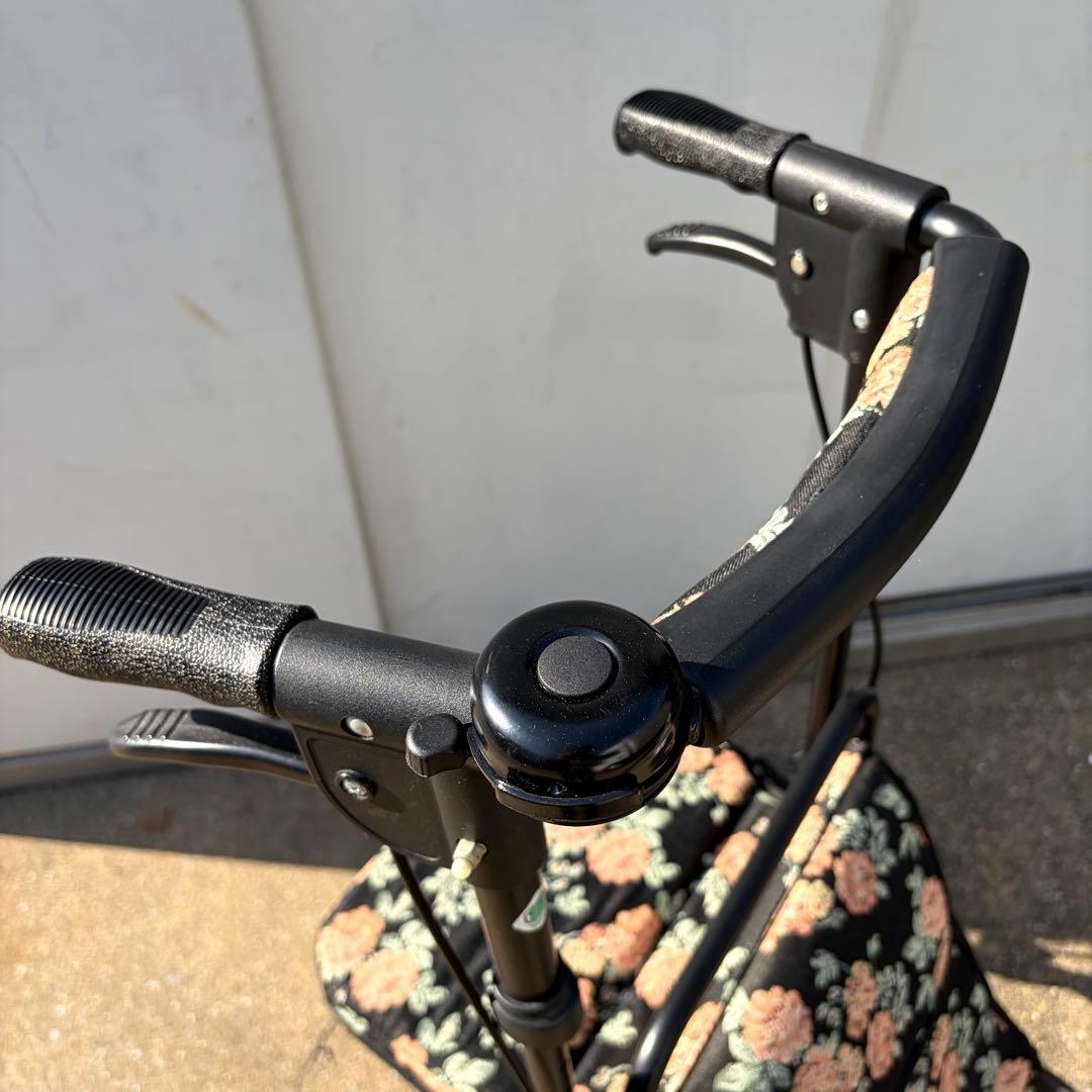 島製作所 SHIMA スカイウォーカーS シルバーカー 花柄 押し車 美品