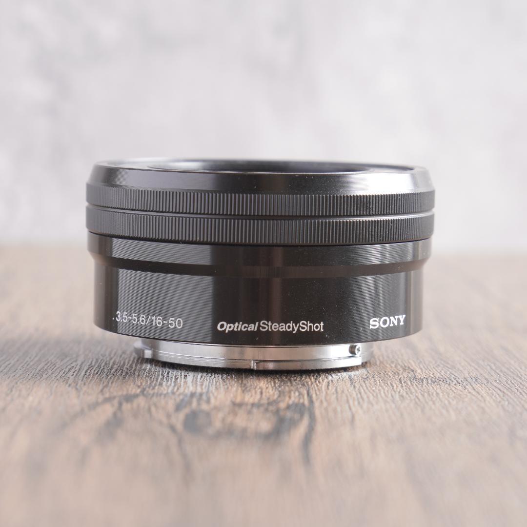 ✨ショット数1118回で超美品✨自撮りも楽々✨Sony ZV-E10　400