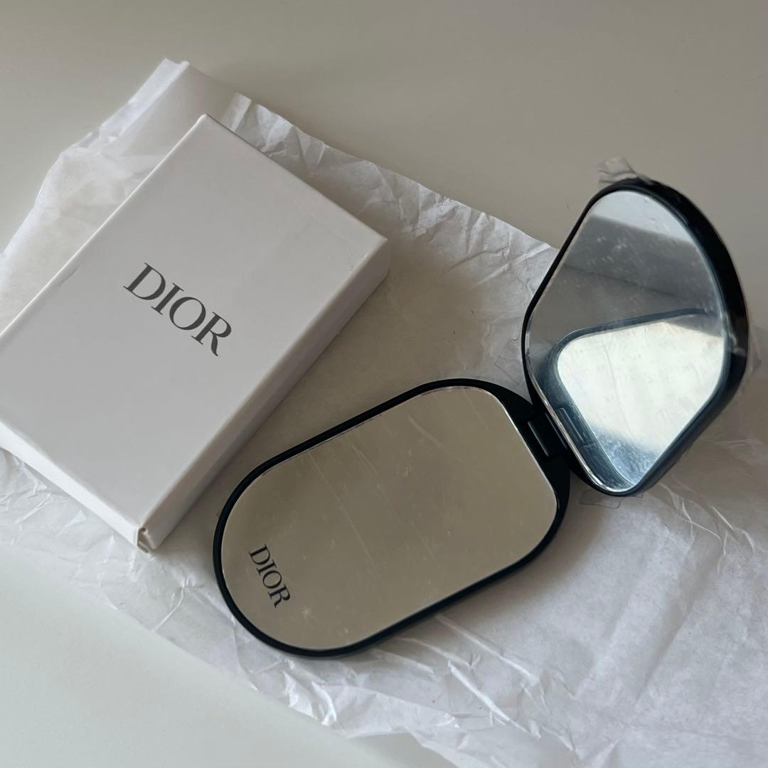 Dior ミラー付き　スマホスタンドリング